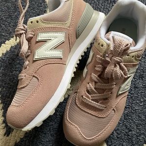 BRAND NEW new balance 574 sneakers